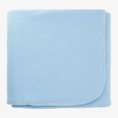 https://doieur1arw9xr.cloudfront.net/optamark/images/opt/products_gallery_images/100_-Recycled-Pet-Fleece-Blanket11_11450419202209.jpg?v=9906