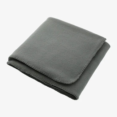https://doieur1arw9xr.cloudfront.net/optamark/images/opt/products_gallery_images/100_-Recycled-Pet-Fleece-Blanket14_11461119202209.jpg?v=9906