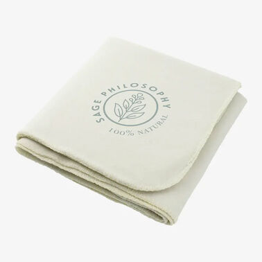 https://doieur1arw9xr.cloudfront.net/optamark/images/opt/products_gallery_images/100_-Recycled-Pet-Fleece-Blanket16_11442719202209.jpg?v=9906