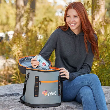 https://doieur1arw9xr.cloudfront.net/optamark/images/opt/products_gallery_images/20-Can-Backpack-Cooler3.jpg?v=6076