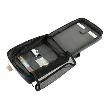 https://doieur1arw9xr.cloudfront.net/optamark/images/opt/products_gallery_images/Aft-Recycled-15_-Computer-Backpack11_01165921202210.jpg?v=6076