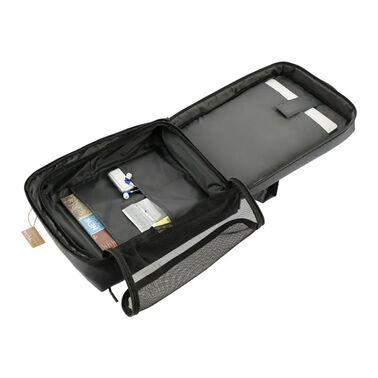https://doieur1arw9xr.cloudfront.net/optamark/images/opt/products_gallery_images/Aft-Recycled-15_-Computer-Backpack4_01171121202210.jpg?v=6076