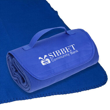 https://doieur1arw9xr.cloudfront.net/optamark/images/opt/products_gallery_images/Barrel-Fleece-Blanket2.jpg?v=9906