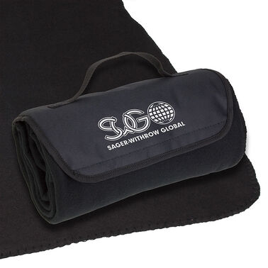 https://doieur1arw9xr.cloudfront.net/optamark/images/opt/products_gallery_images/Barrel-Fleece-Blanket3.jpg?v=9906