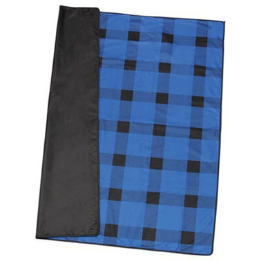 https://doieur1arw9xr.cloudfront.net/optamark/images/opt/products_gallery_images/Buffalo-Plaid-Fleece-Picnic-Blanket1_09454519202210.jpg?v=9906