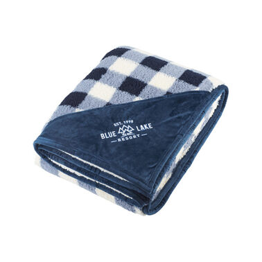 https://doieur1arw9xr.cloudfront.net/optamark/images/opt/products_gallery_images/Double-Sided-Plaid-Sherpa-Blanket124.jpg?v=9906