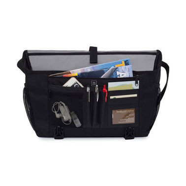 https://doieur1arw9xr.cloudfront.net/optamark/images/opt/products_gallery_images/Nova-Computer-Messenger-Bag---Black-Charcoal-Heather1_11423018202301.jpg?v=2400