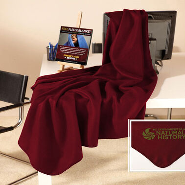 https://doieur1arw9xr.cloudfront.net/optamark/images/opt/products_gallery_images/Promo-Fleece-Throw14.jpg?v=9906