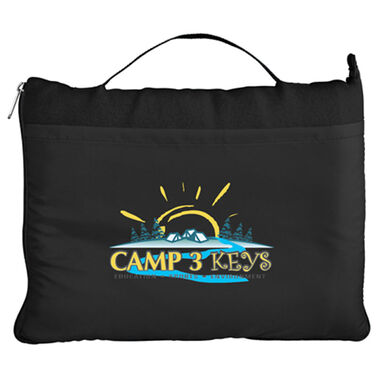 https://doieur1arw9xr.cloudfront.net/optamark/images/opt/products_gallery_images/Roam-Fleece-Blanket1_12053026202210.jpg?v=9906